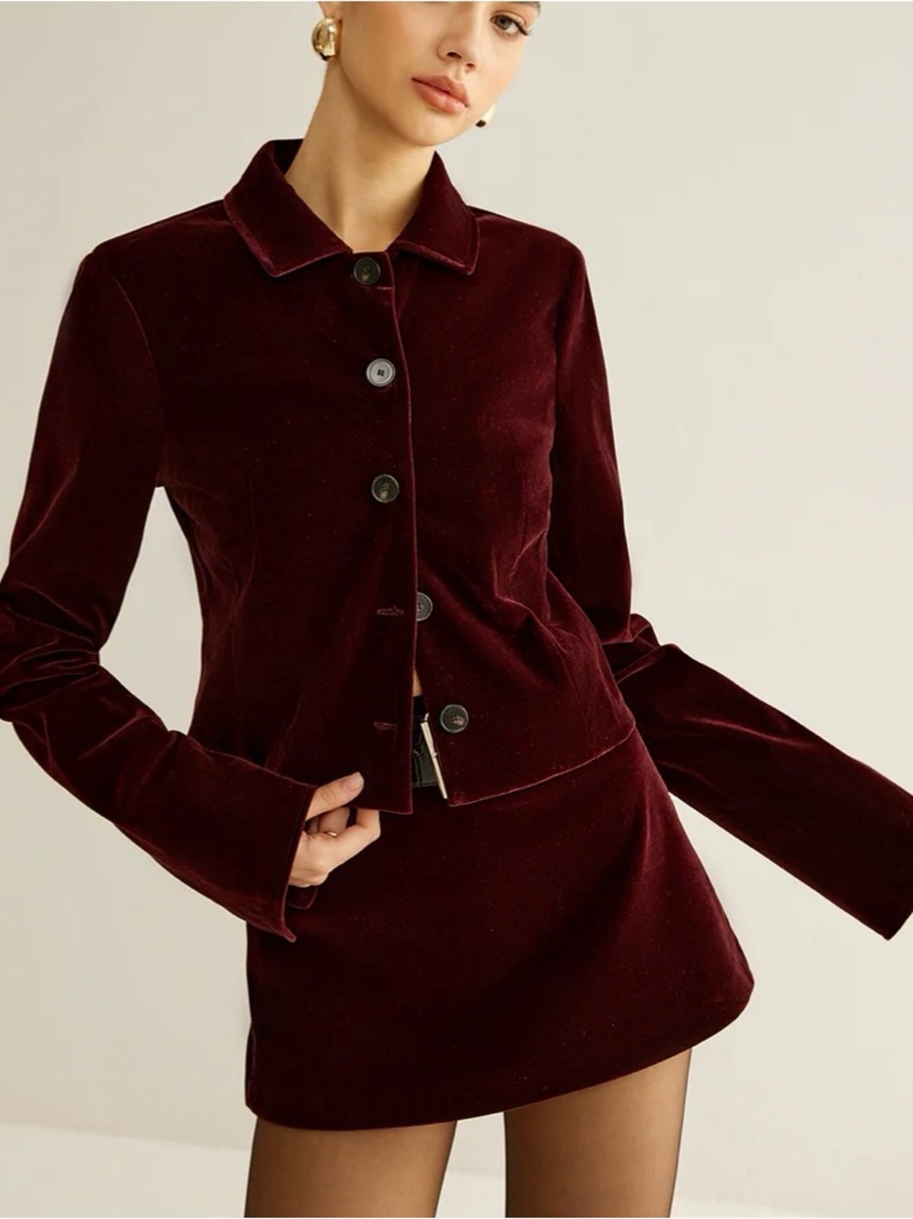 Commense Velvet Lapel Cropped Blazer